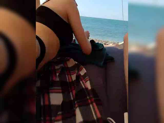AlexNikaaa webcam