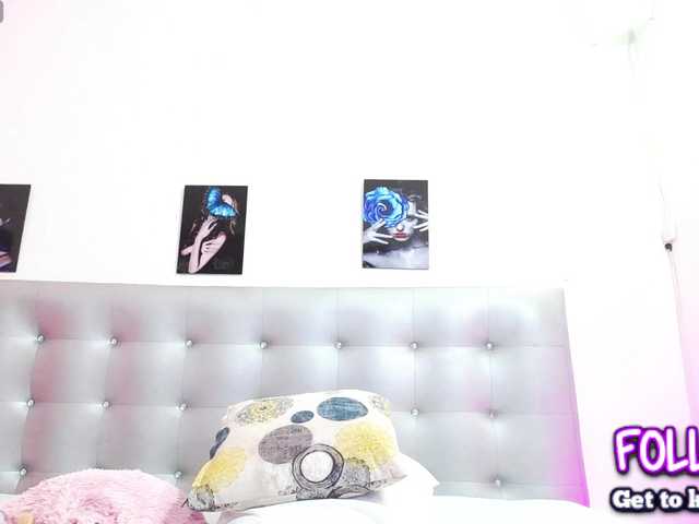 Horny-juliette's BongaCams show and profile