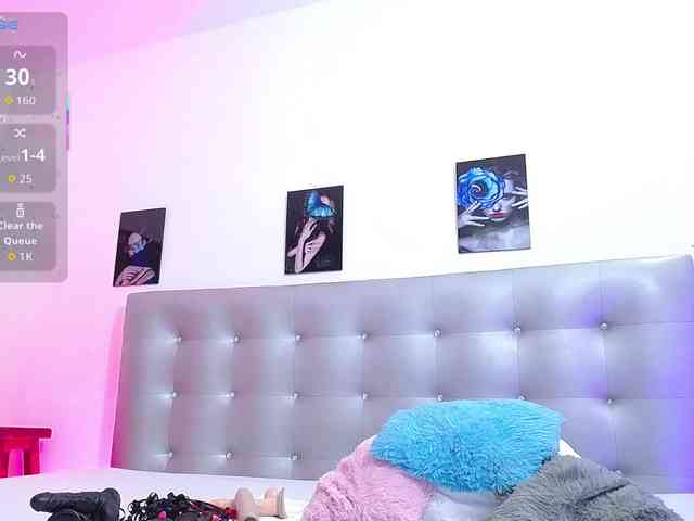 Horny-juliette webcam