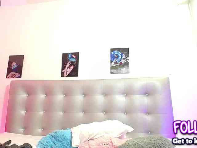 Horny-juliette webcam