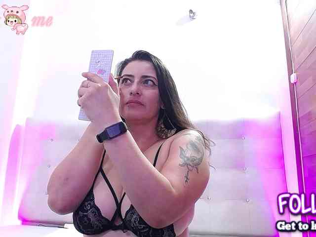 Horny-juliette