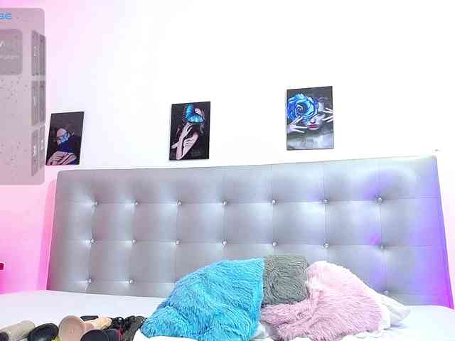 Horny-juliette webcam