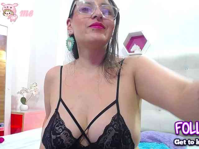 Horny-juliette