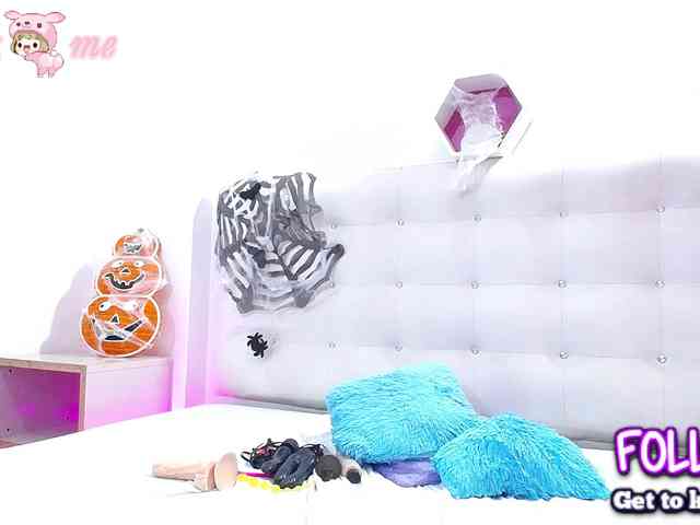 Horny-juliette webcam