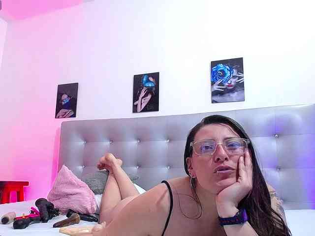 Horny-juliette Horny-juliette