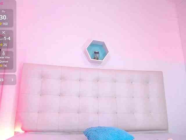 Horny-juliette webcam