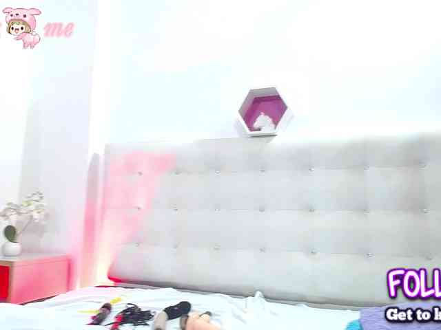 Horny-juliette webcam