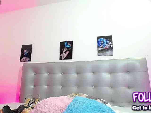 Horny-juliette webcam