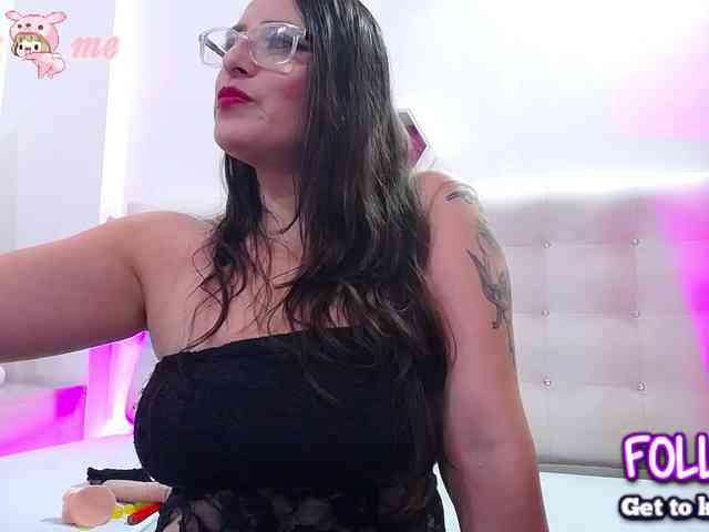Horny-juliette webcam