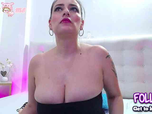 Horny-juliette webcam