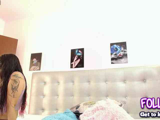 Horny-juliette webcam