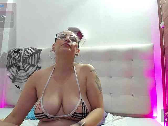 Horny-juliette Horny-juliette
