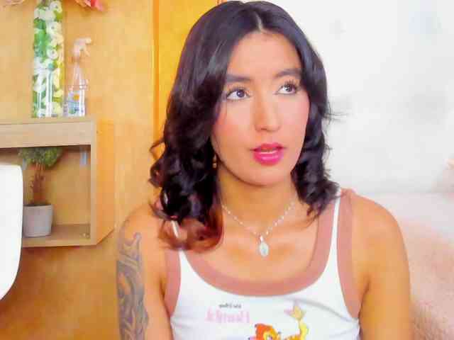 Emiily-Thompson webcam