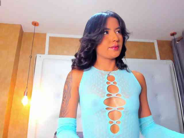 Emiily-Thompson webcam