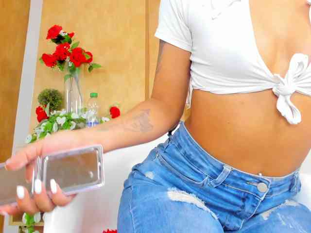 Emiily-Thompson Emiily-Thompson