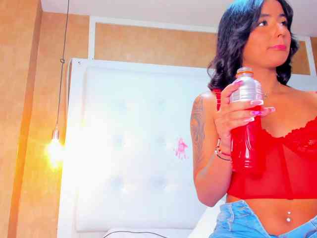 Emiily-Thompson webcam