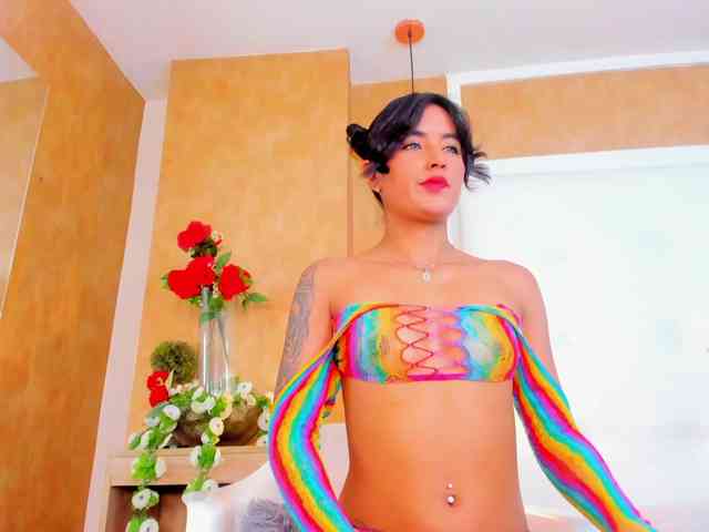 Emiily-Thompson webcam