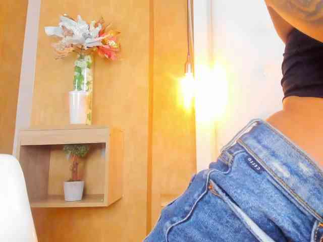 Emiily-Thompson Emiily-Thompson