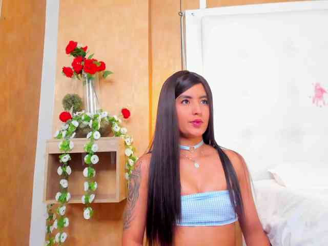 Emiily-Thompson webcam