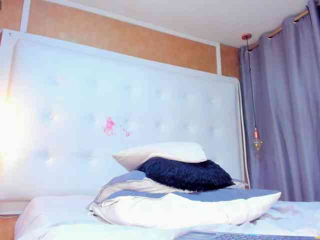 Emiily-Thompson webcam