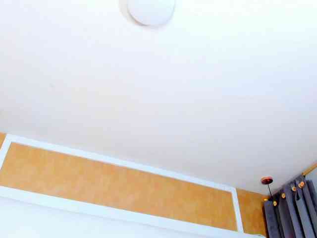 Emiily-Thompson webcam