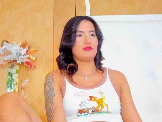 Emiily-Thompson webcam