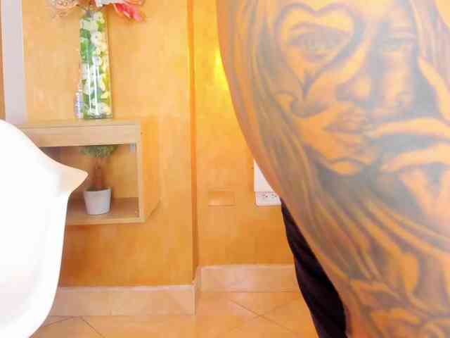 Emiily-Thompson webcam