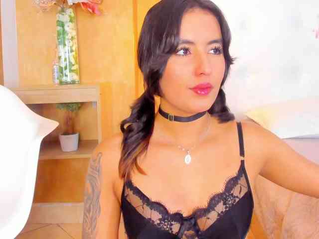 Emiily-Thompson webcam