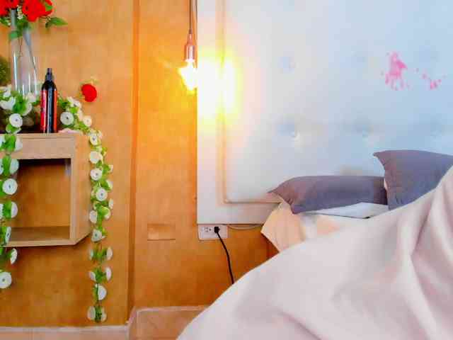 Emiily-Thompson webcam