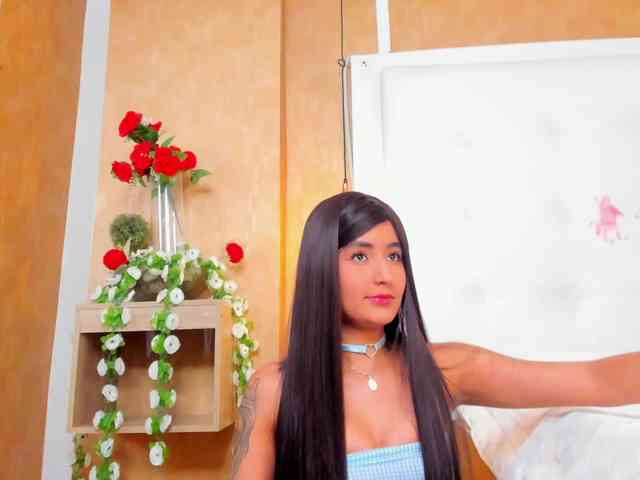 Emiily-Thompson webcam