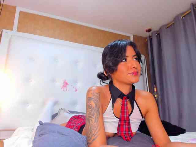 Emiily-Thompson webcam