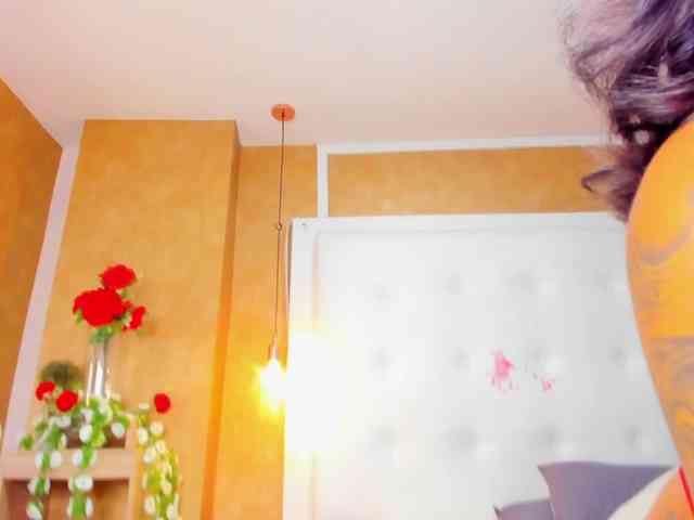 Emiily-Thompson webcam