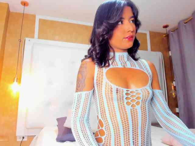 Emiily-Thompson webcam