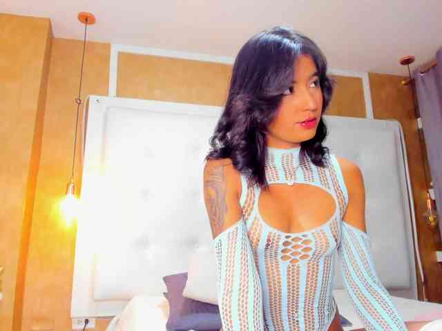 Emiily-Thompson webcam