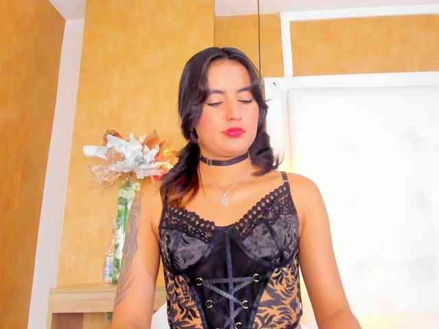 Emiily-Thompson webcam