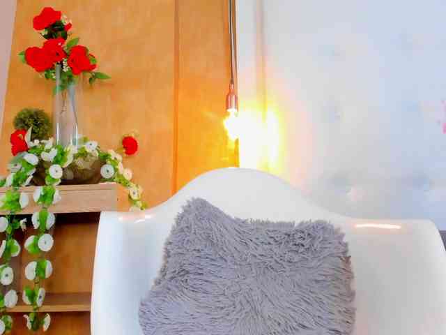 Emiily-Thompson webcam