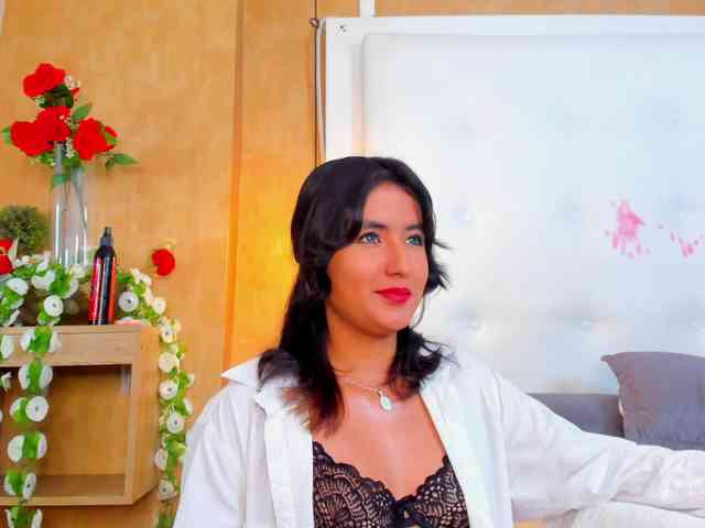 Emiily-Thompson webcam