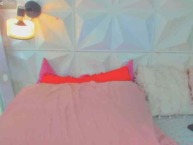 cutelatinaxxx webcam