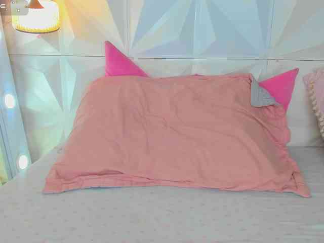 cutelatinaxxx webcam