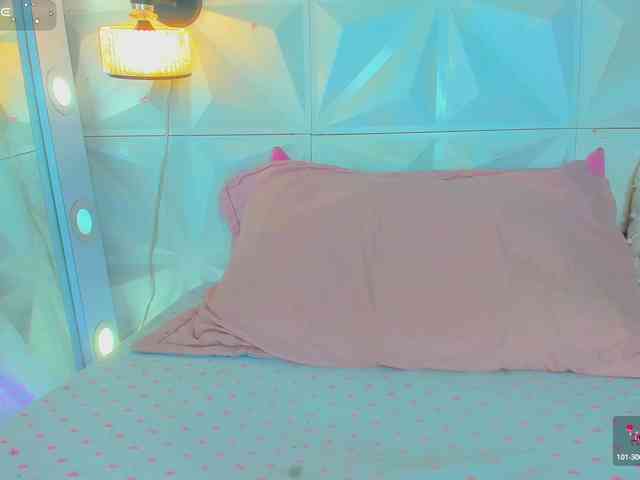 cutelatinaxxx webcam