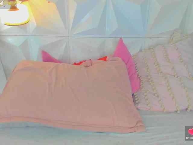 cutelatinaxxx webcam