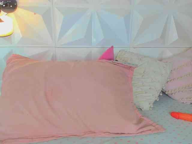 cutelatinaxxx webcam