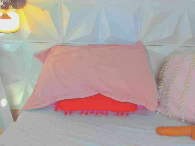 cutelatinaxxx webcam