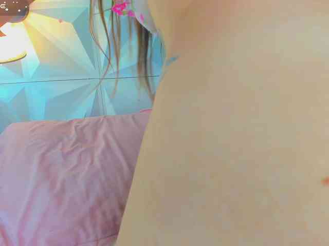 cutelatinaxxx webcam