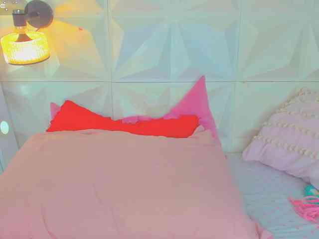 cutelatinaxxx webcam