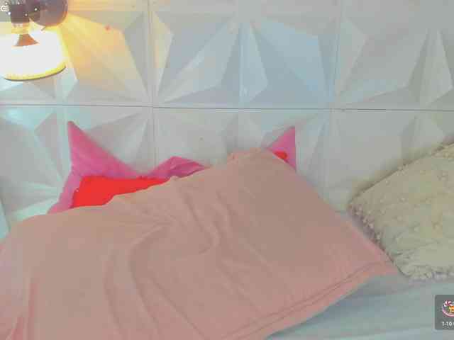 cutelatinaxxx webcam