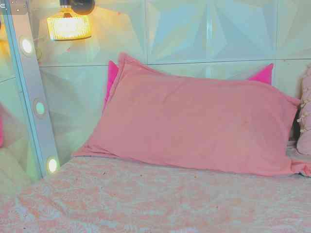 cutelatinaxxx webcam