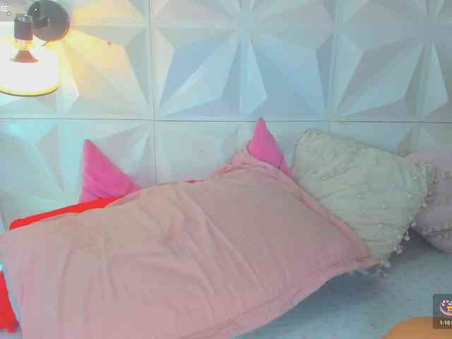 cutelatinaxxx webcam