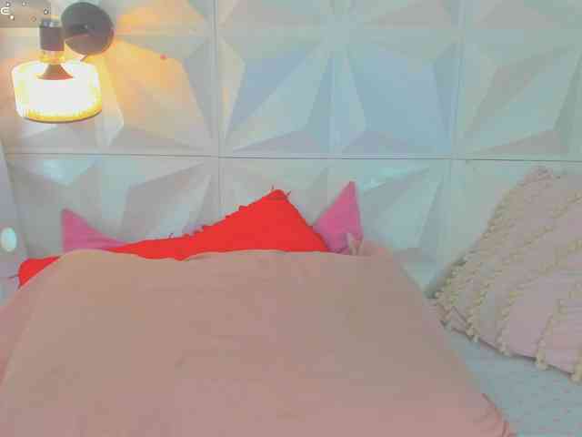 cutelatinaxxx webcam