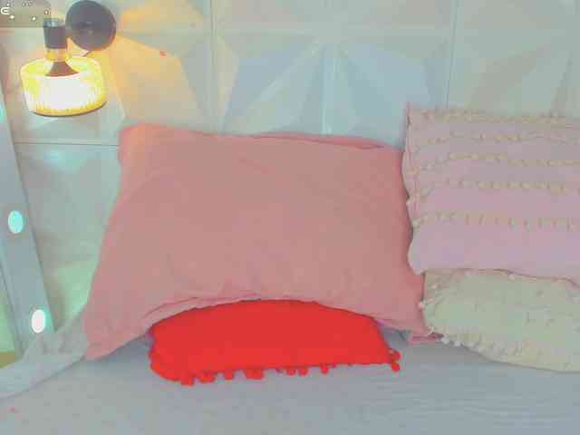 cutelatinaxxx webcam